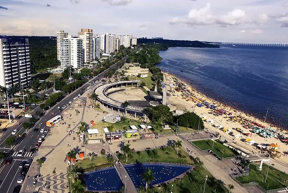 Ponto Turístico Praia da Ponta Negra em Manaus