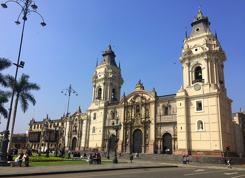 Ponto Turístico Santuário do Senhor de Luren em Ica