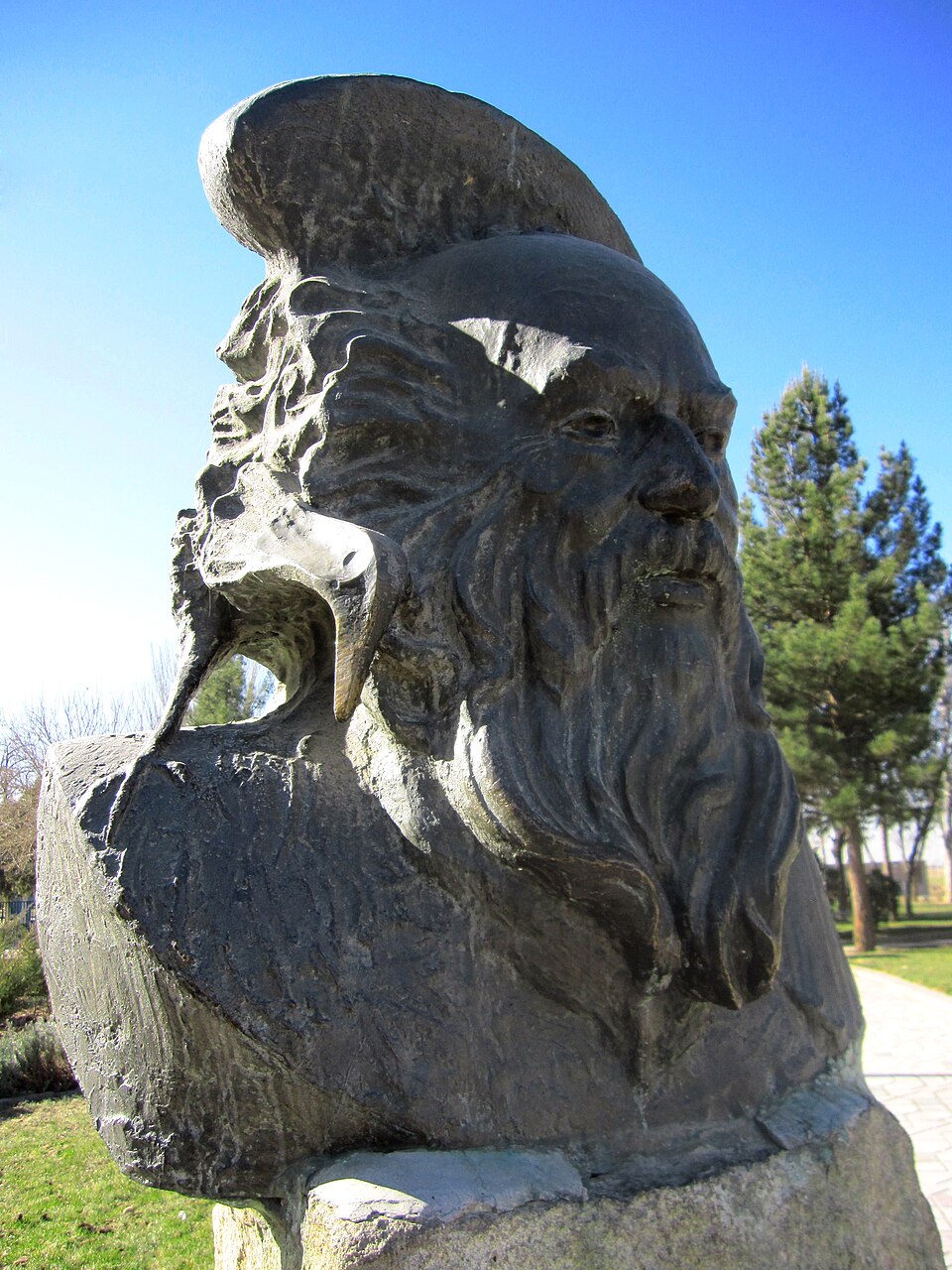 Ponto Turístico Mausoléu de Nizami Ganjavi em Ganja