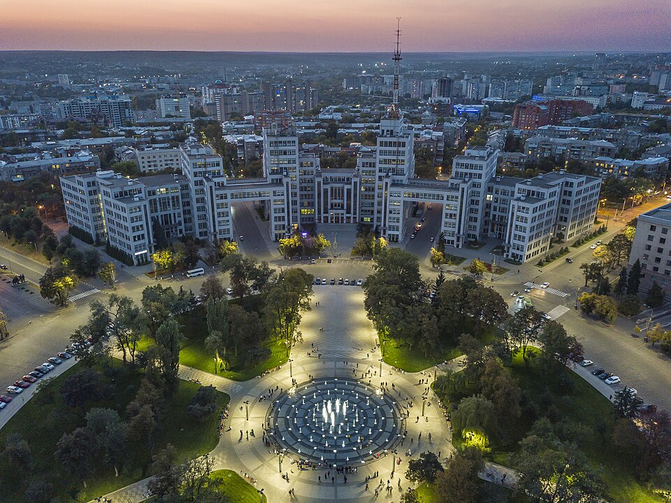 Ponto Turístico Praça da Liberdade (Ploshcha Svobody) em Kharkiv