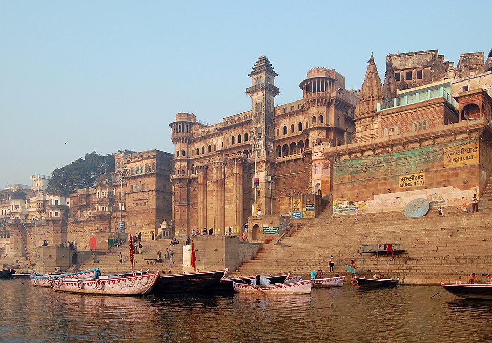 Ponto Turístico Manikarnika Ghat em Varanasi