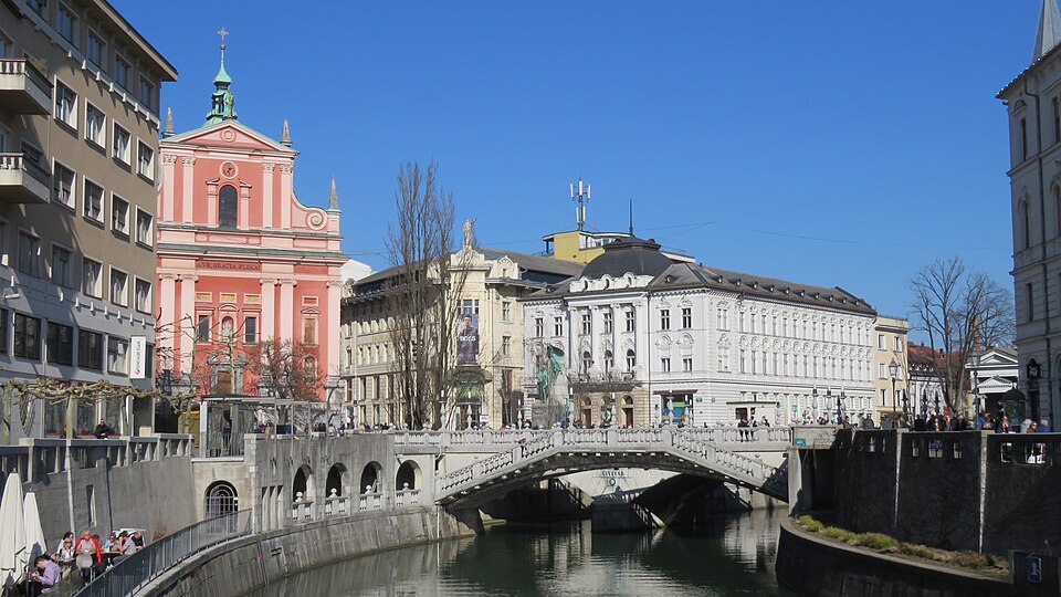 Ponto Turístico Ponte Tripla (Tromostovje) em Liubliana