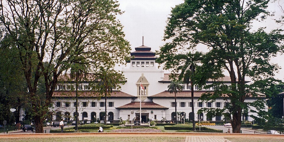 Ponto Turístico Gedung Sate em Bandung