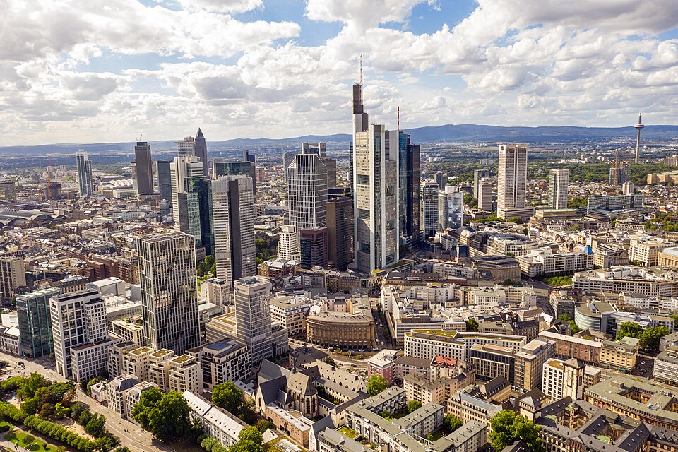 Ponto Turístico Römerberg (Praça Central) em Frankfurt am Main