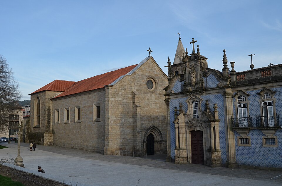 Ponto Turístico Igreja de São Francisco em Guimarães