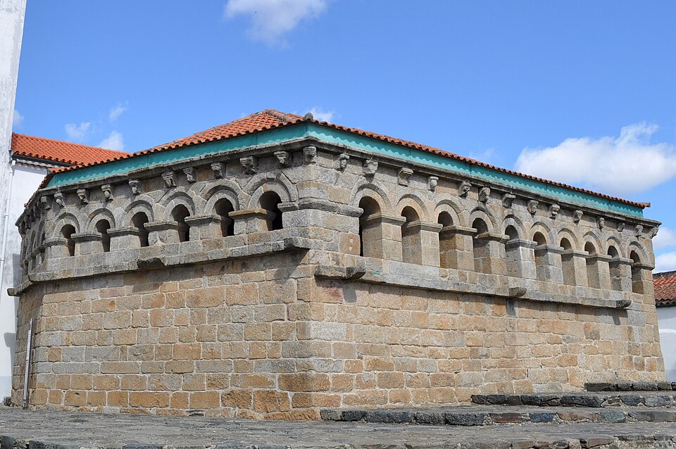 Ponto Turístico Domus Municipalis em Bragança