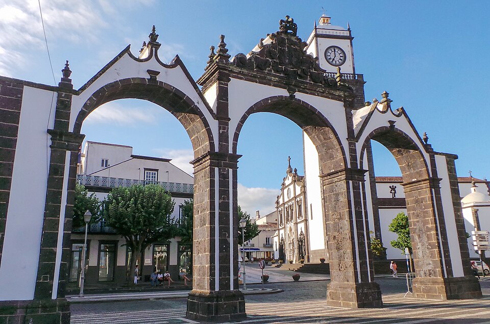 Ponto Turístico Forte de São Brás em Ponta Delgada