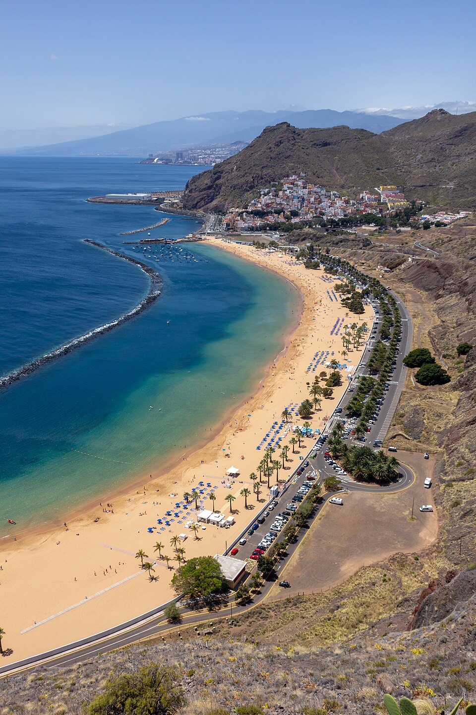Ponto Turístico Praia de Las Teresitas (Arredores - San Andrés) em Santa Cruz de Tenerife