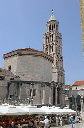 Ponto Turístico Catedral de São Domnio (Katedrala Svetog Duje) em Split