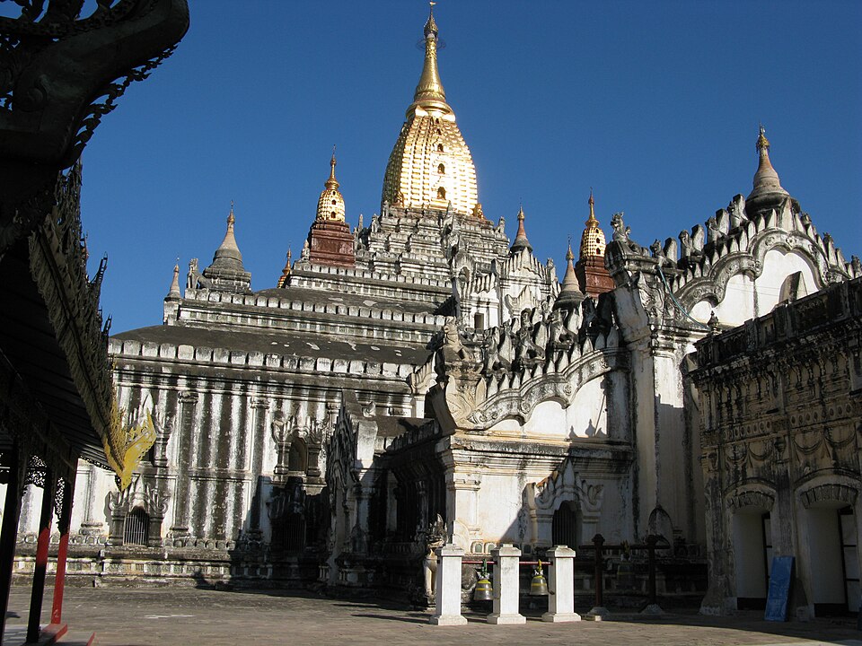 Ponto Turístico Templo de Ananda (Ananda Pahto) em Bagan